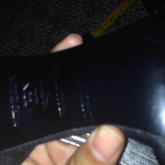 Heels - Picture 5 of 5